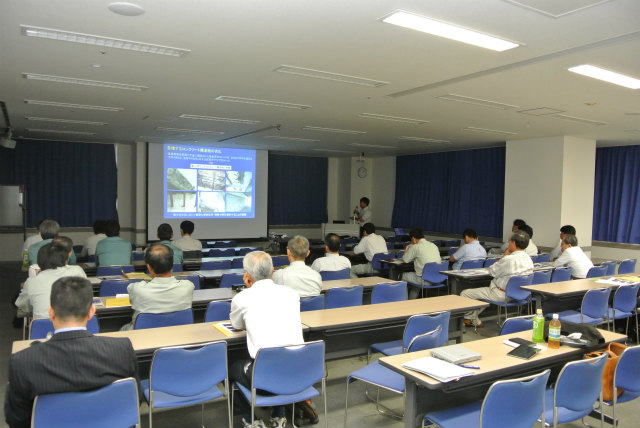 会場風景 | 2013/05 岡山フォーラム | 一般社団法人コンクリートメンテナンス協会