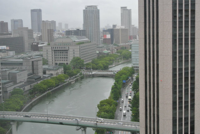 大阪の朝は雨模様でした | 2013/06 大阪フォーラム | 一般社団法人コンクリートメンテナンス協会