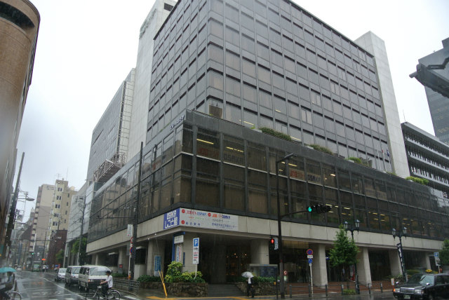 エル・おおさかの外観 | 2013/06 大阪フォーラム | 一般社団法人コンクリートメンテナンス協会