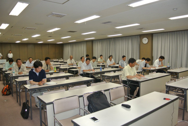う会場風景 | 2013/06 兵庫フォーラム | 一般社団法人コンクリートメンテナンス協会