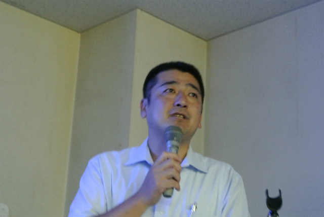 江良さんからバトンタッチの中丸先生 | 2013/07 大分フォーラム | 一般社団法人コンクリートメンテナンス協会