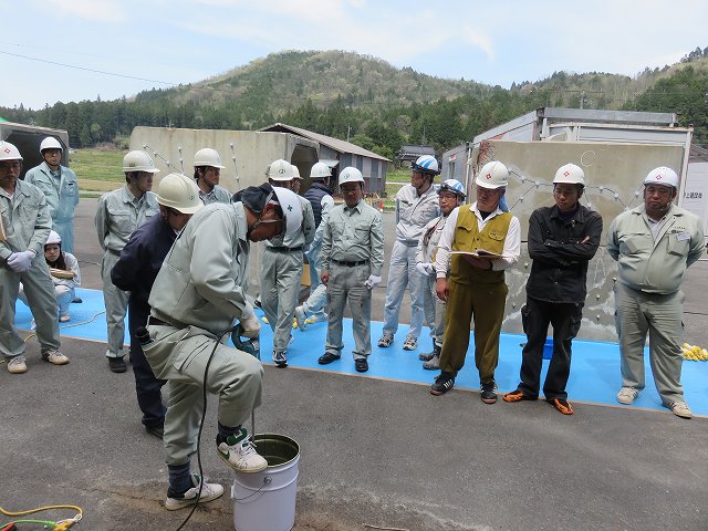 リハビリ工法研修会2015 | 活動・講演・見学会報告 | 一般社団法人コンクリートメンテナンス協会