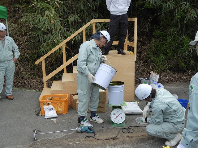 リハビリ工法研修会2015 | 活動・講演・見学会報告 | 一般社団法人コンクリートメンテナンス協会