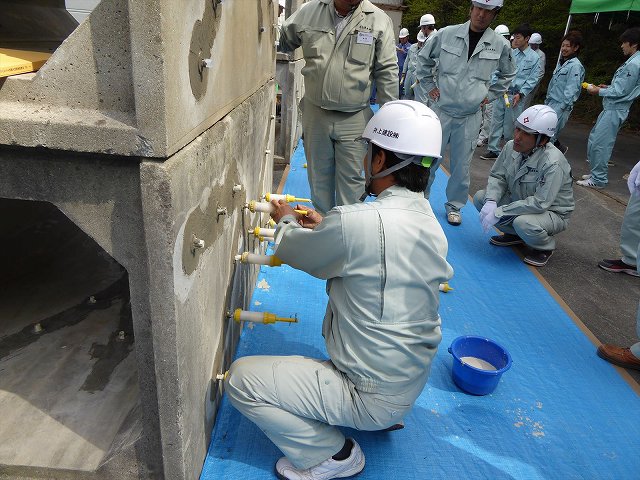 リハビリ工法研修会2015 | 活動・講演・見学会報告 | 一般社団法人コンクリートメンテナンス協会