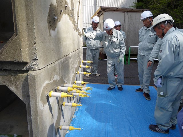 リハビリ工法研修会2015 | 活動・講演・見学会報告 | 一般社団法人コンクリートメンテナンス協会