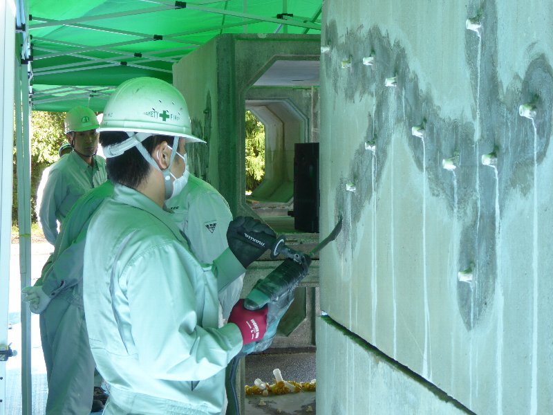 リハビリ工法研修会2015 10/1 | 活動・講演・見学会報告 | 一般社団法人コンクリートメンテナンス協会