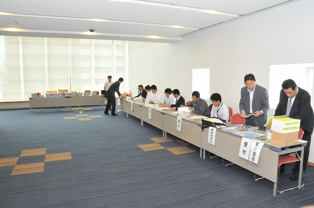 受付配置 | 2017/06/07 福岡フォーラム | 一般社団法人コンクリートメンテナンス協会