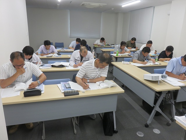 コンクリート診断士合格指南講座(試験直前講座) | 活動・講演・見学会報告 | 一般社団法人コンクリートメンテナンス協会