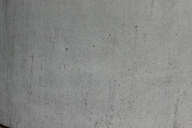 水路壁面 | 2019/09/06札幌芸術の森ダニ・カラヴァンの作品を調査 | 活動・講演・見学会報告 | 一般社団法人コンクリートメンテナンス協会