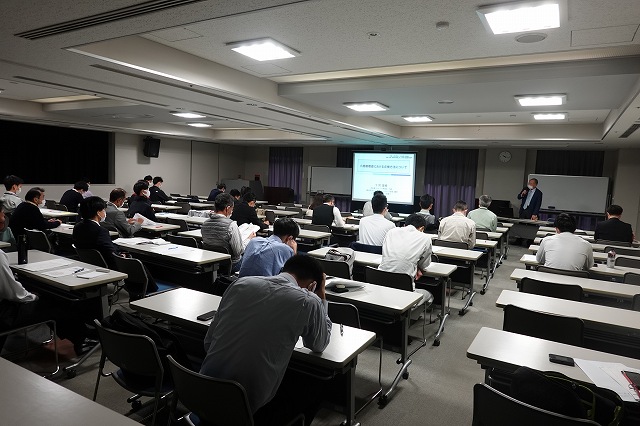 講義風景 | 令和３年度　実務処理能力向上研修「橋梁補修講座」 | 活動・講演・見学会報告 | 一般社団法人コンクリートメンテナンス協会