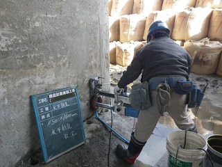 写真02 | 福山橋梁補強工事 | 一般社団法人コンクリートメンテナンス協会