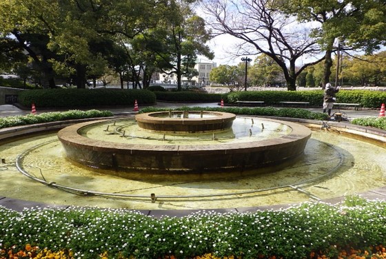 写真01 | 平和記念公園原爆ドーム南側噴水補修業務 | 一般社団法人コンクリートメンテナンス協会